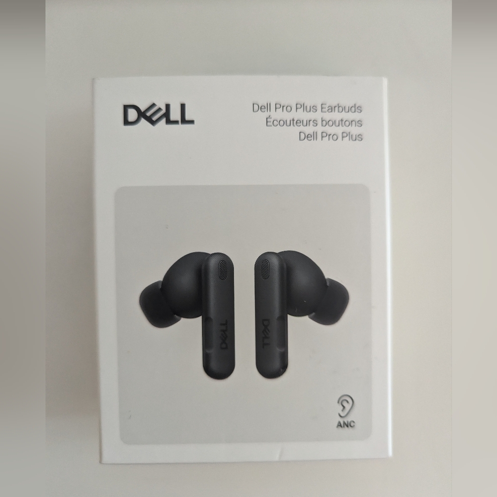 Dell Pro Plus Black Earbuds
